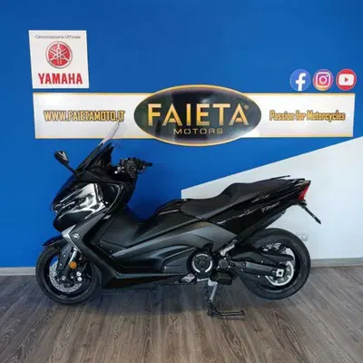 Yamaha T-Max 530 (2017 - 19) usata