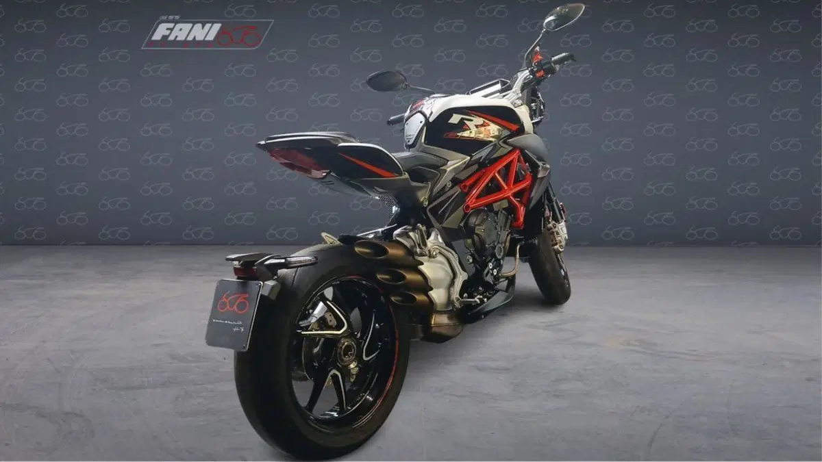 MV Agusta Brutale 800 RR (2017 - 20) (4)