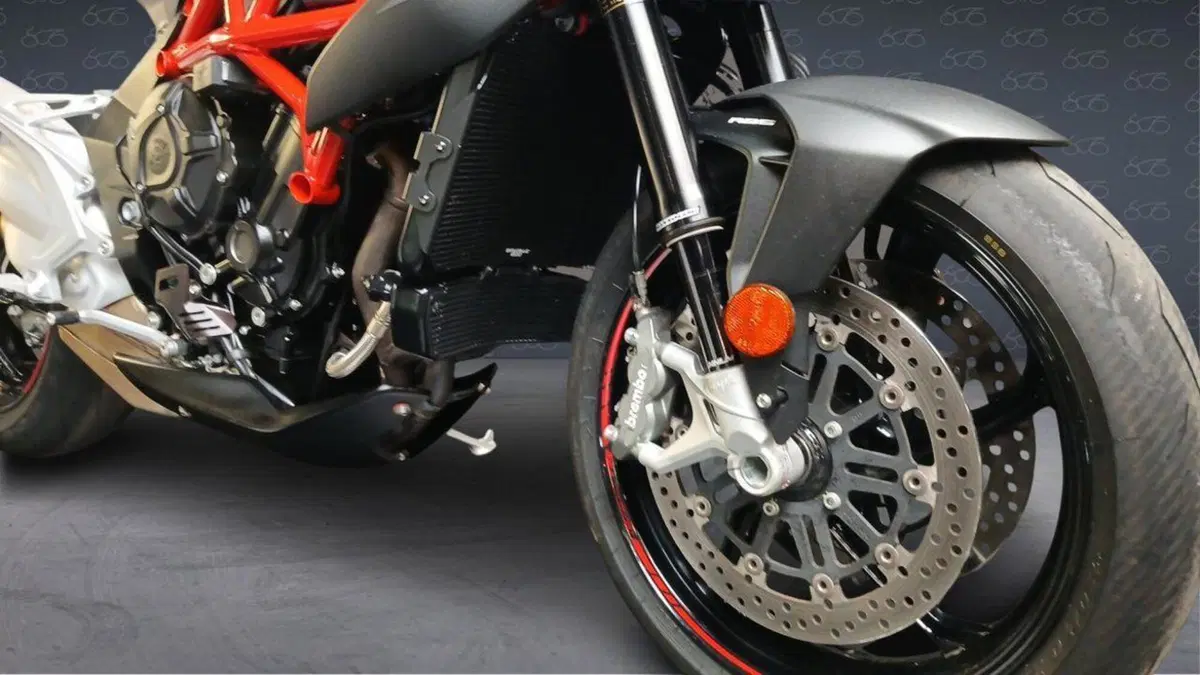 MV Agusta Brutale 800 RR (2017 - 20) (6)