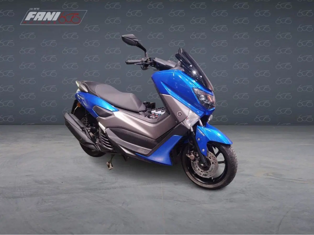 Yamaha N-Max 155 (2017 - 20) (3)