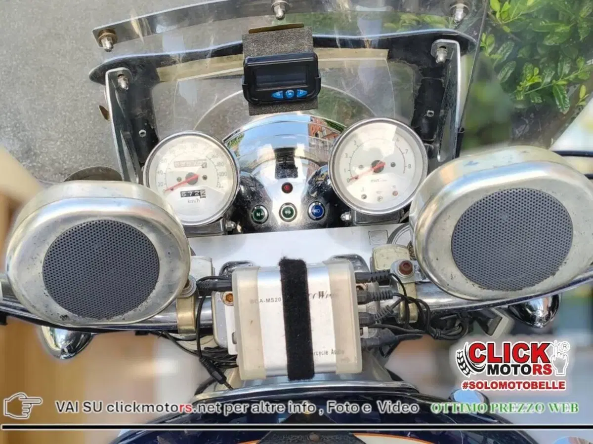Honda GL 1500 F6C (1997 - 01) (16)