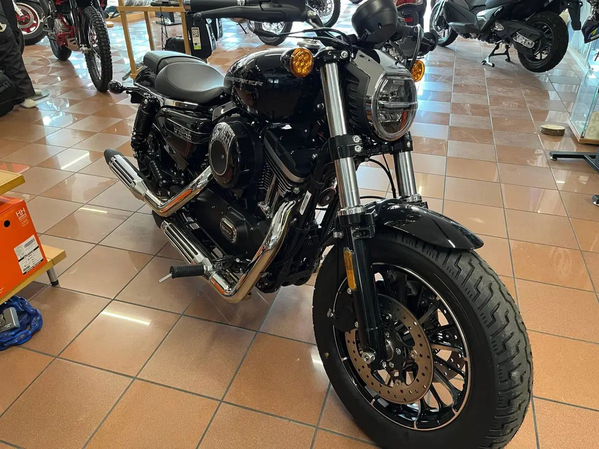 Swm Stormbreaker V1200 (2026) (2)