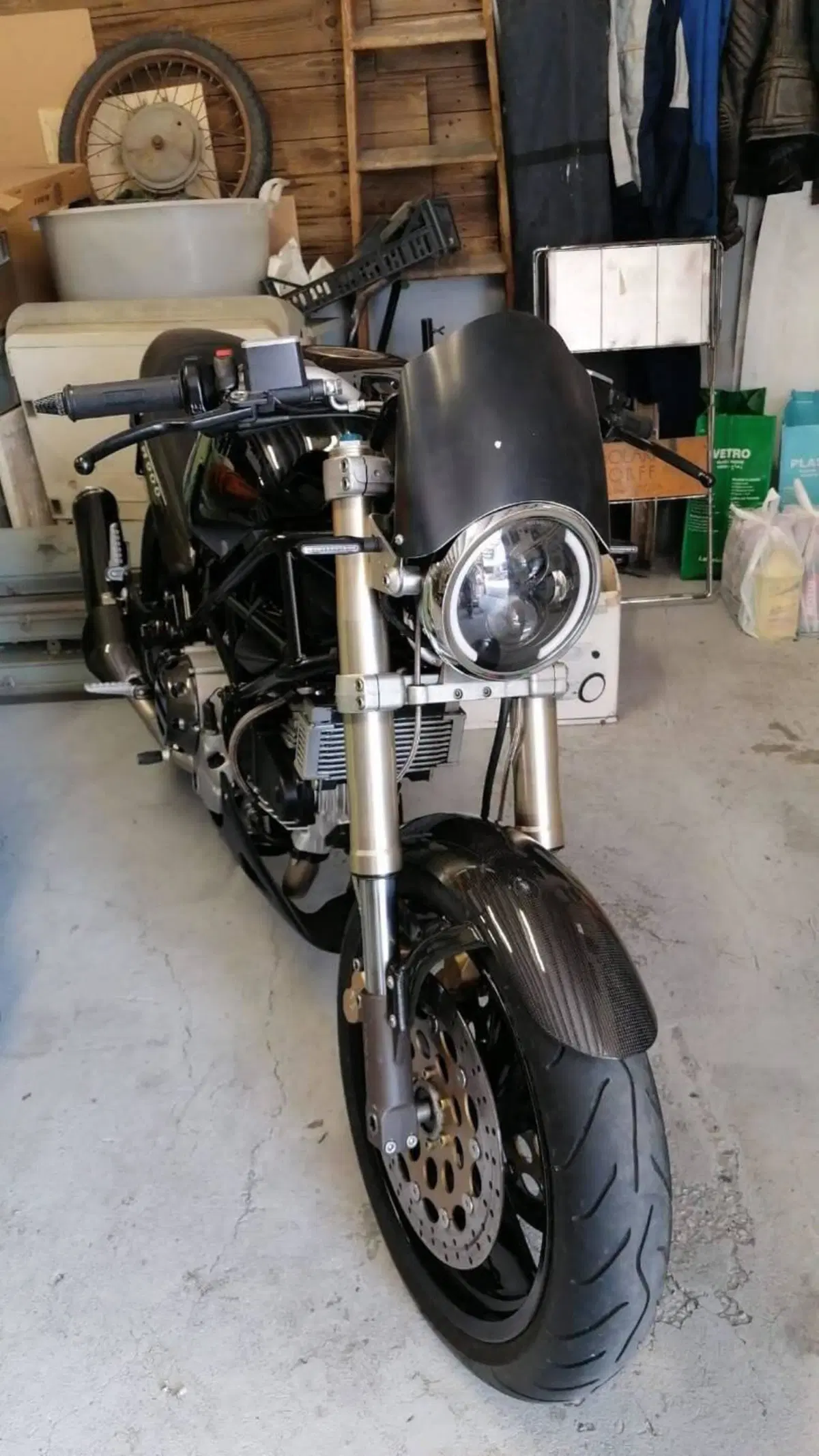 Ducati Monster m900 (3)