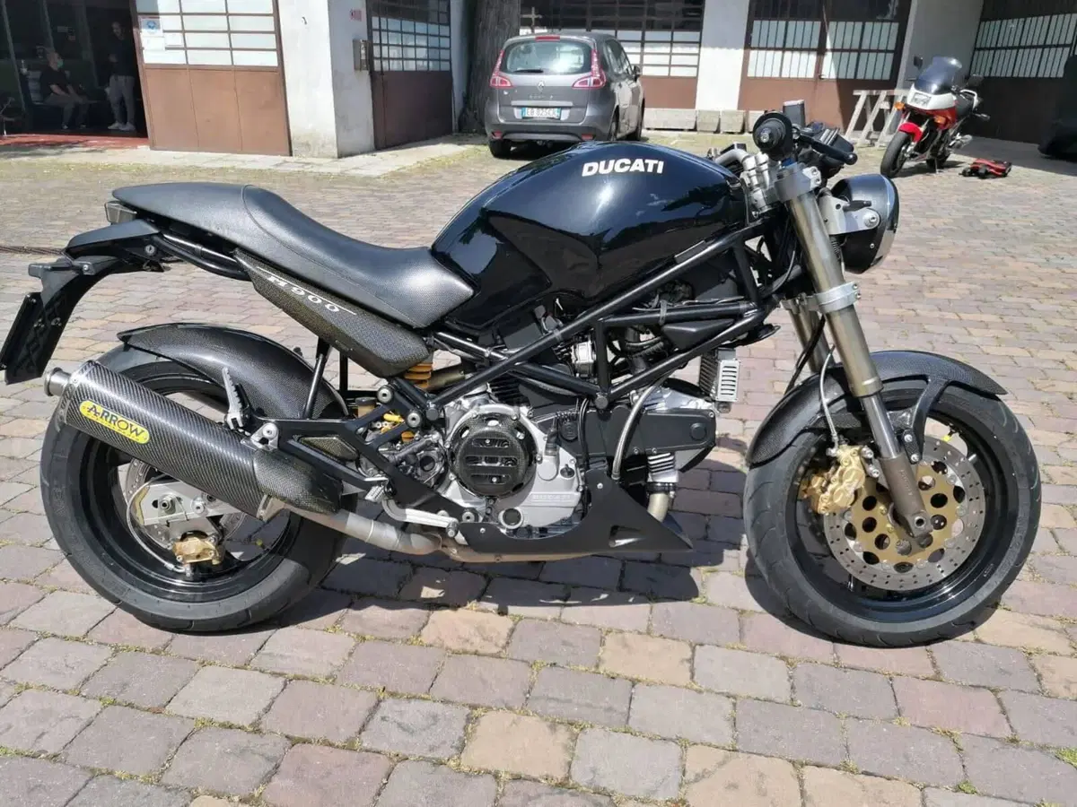 Ducati Monster m900 (6)