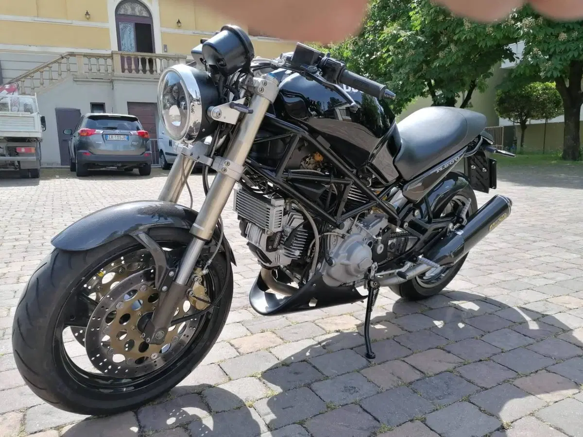 Ducati Monster m900 (8)