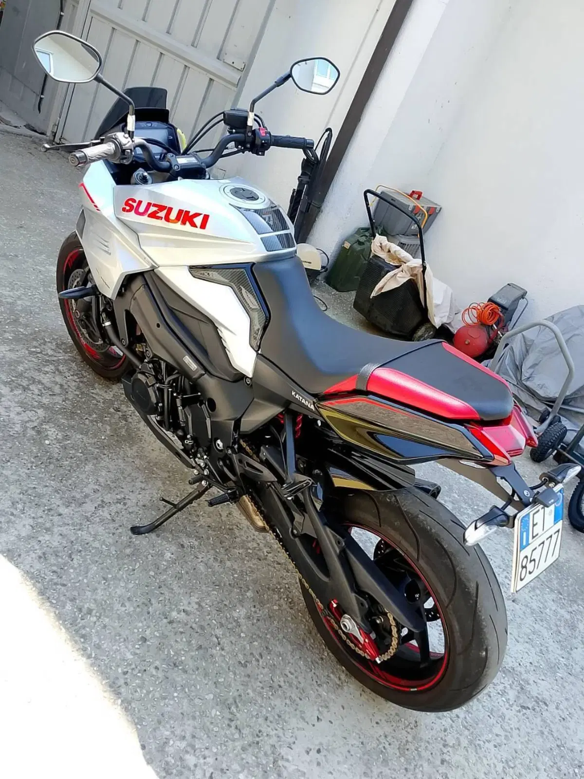 Suzuki Katana 1000 Jindachi (2019 - 20) (2)