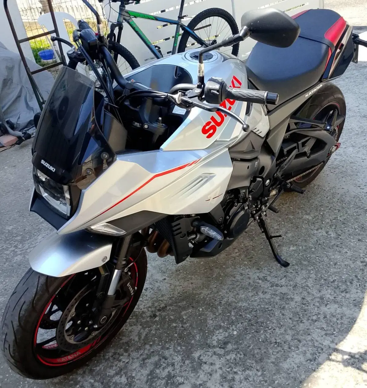 Suzuki Katana 1000 Jindachi (2019 - 20) (5)