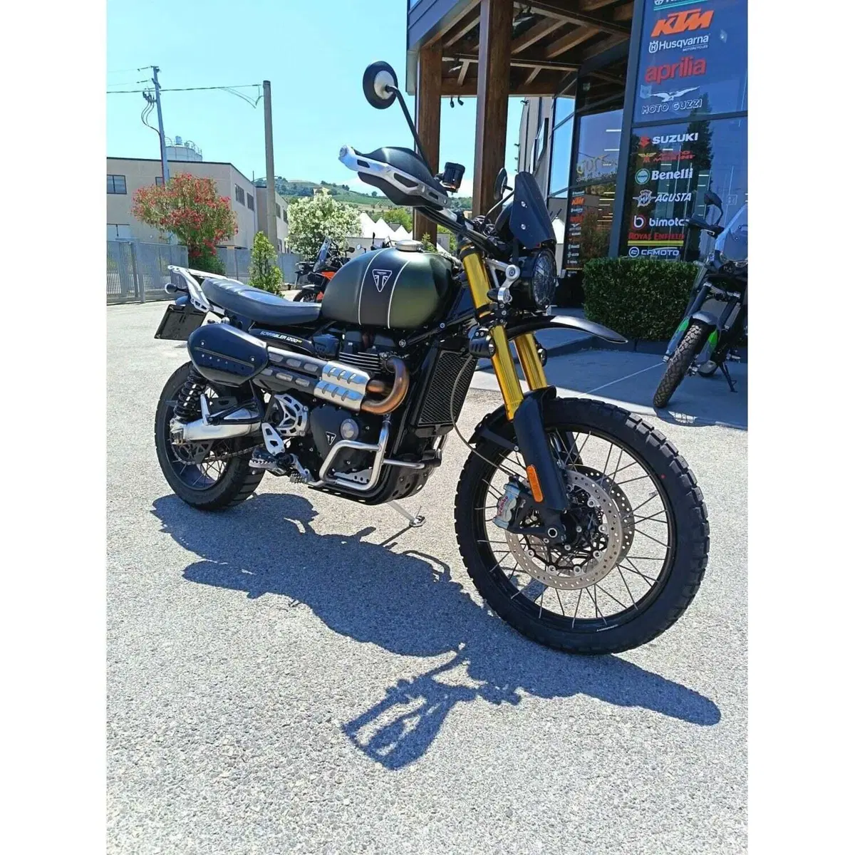 Triumph Scrambler 1200 XE (2021 - 23) (4)