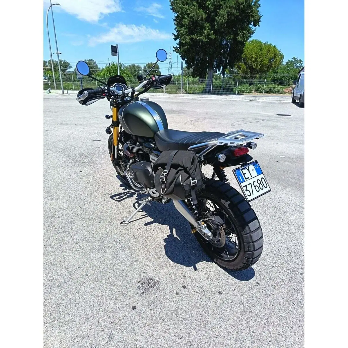 Triumph Scrambler 1200 XE (2021 - 23) (9)