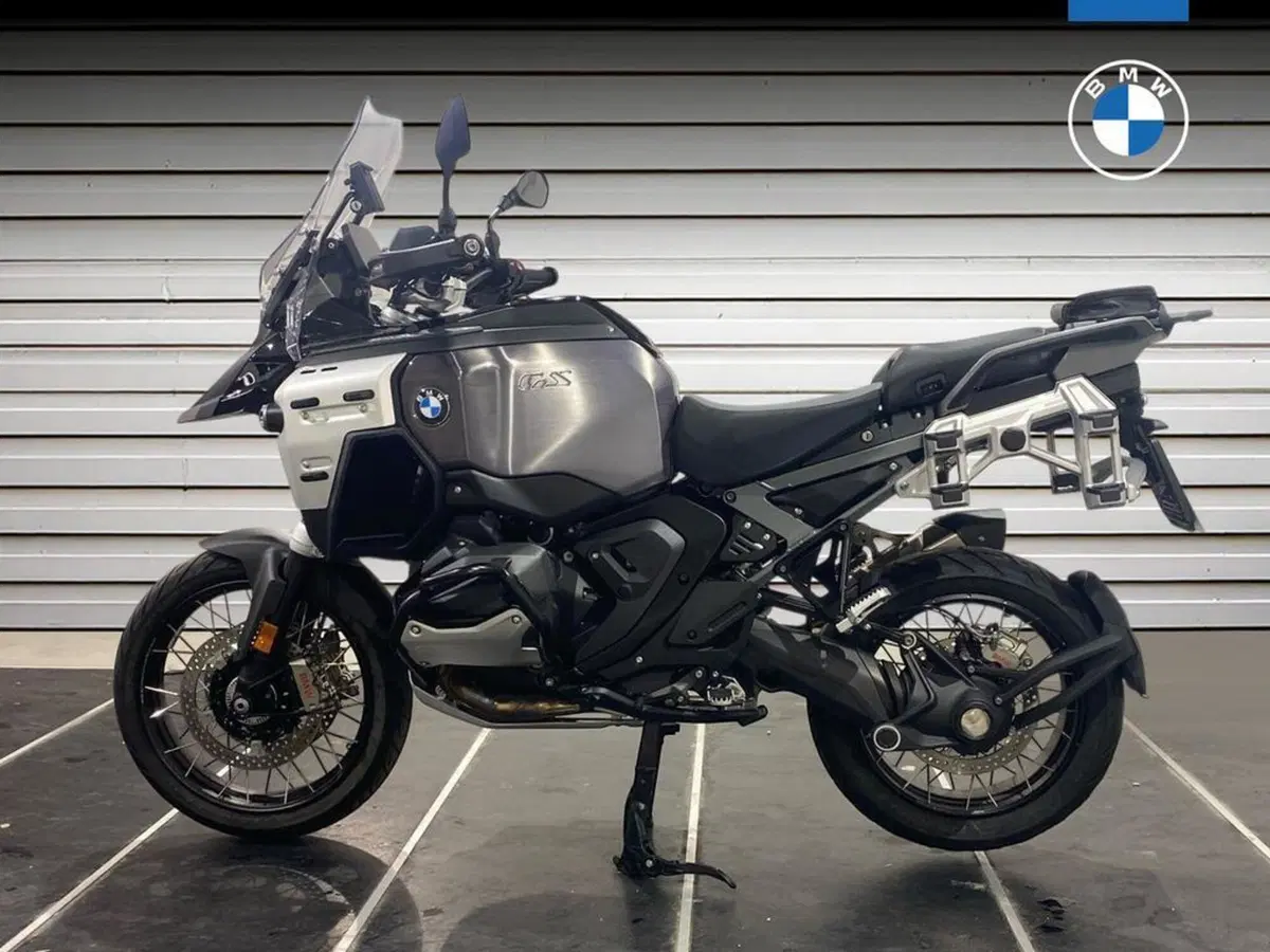Bmw R 1300 GS Adventure Triple Black (2025 - 26) (3)