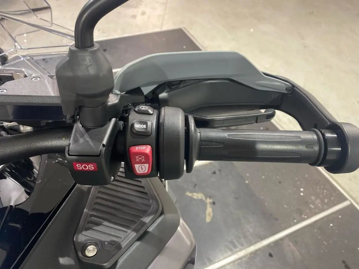 Bmw R 1300 GS Adventure Triple Black (2025 - 26) (8)