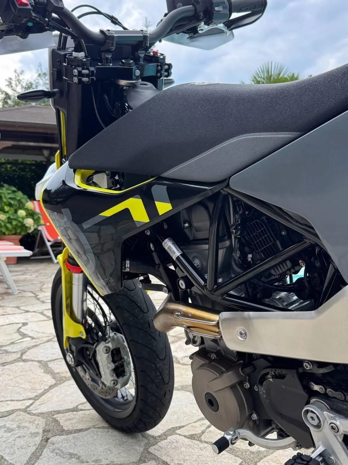 Husqvarna 701 Supermoto (2023 - 25) (5)