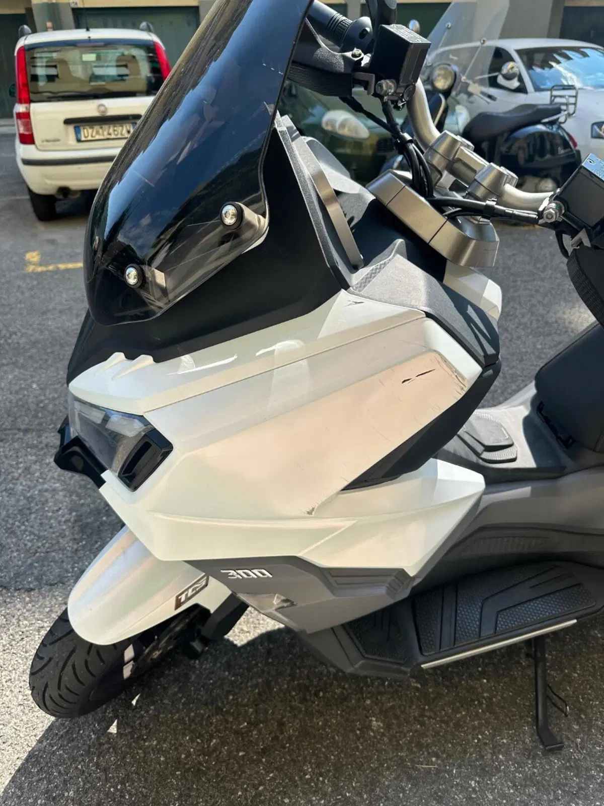 Sym ADX 300 (2024 - 26) (2)