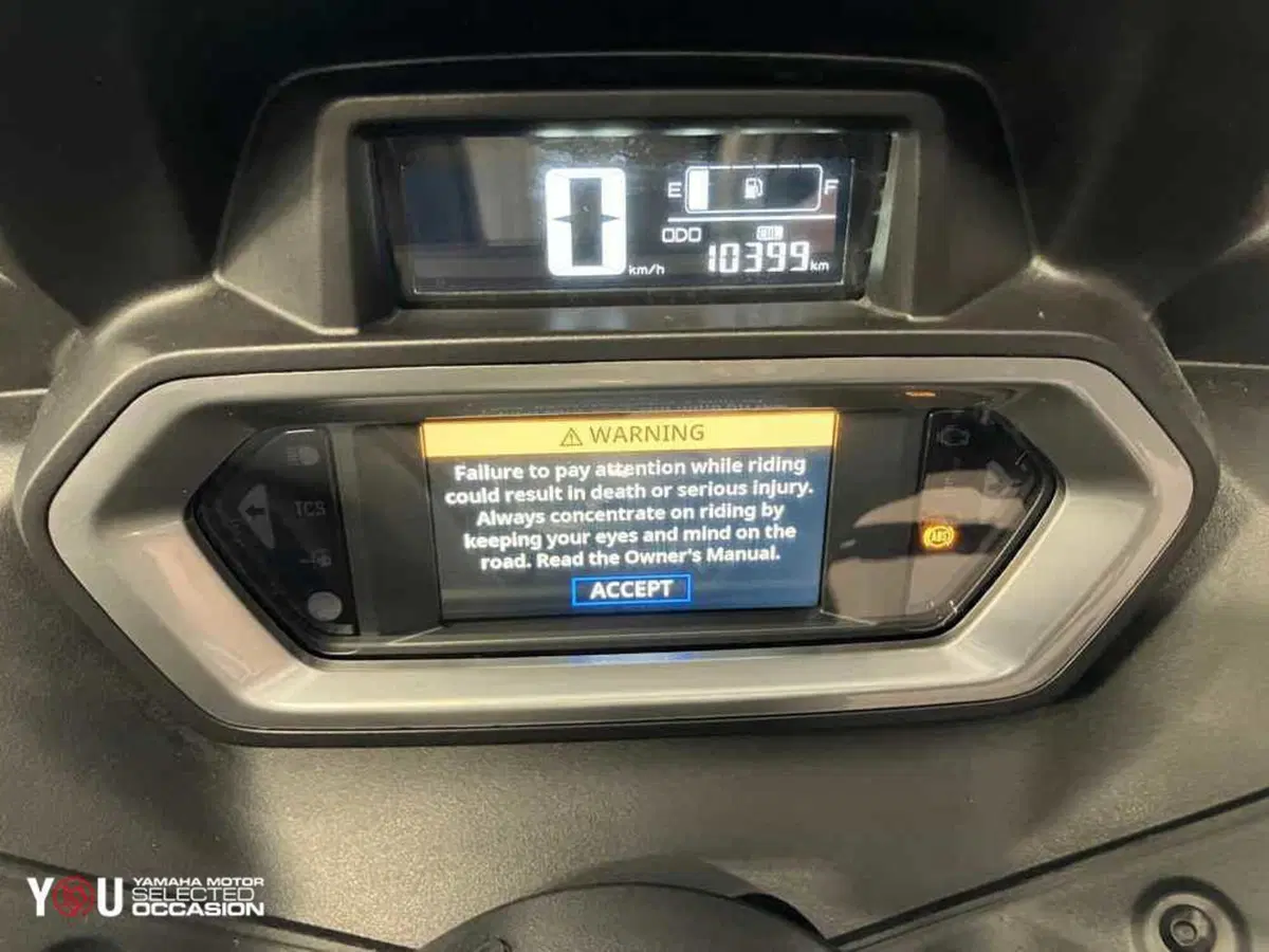 Yamaha X-Max 300 Tech Max (2021 - 24) (2)