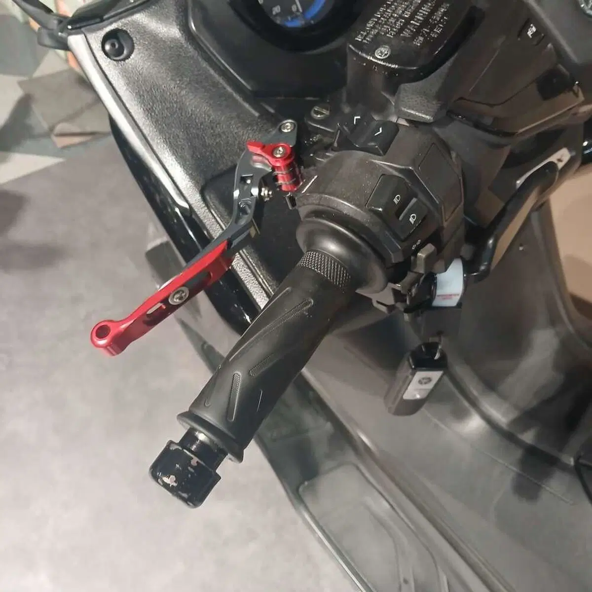 Yamaha T-Max 530 (2017 - 19) (4)