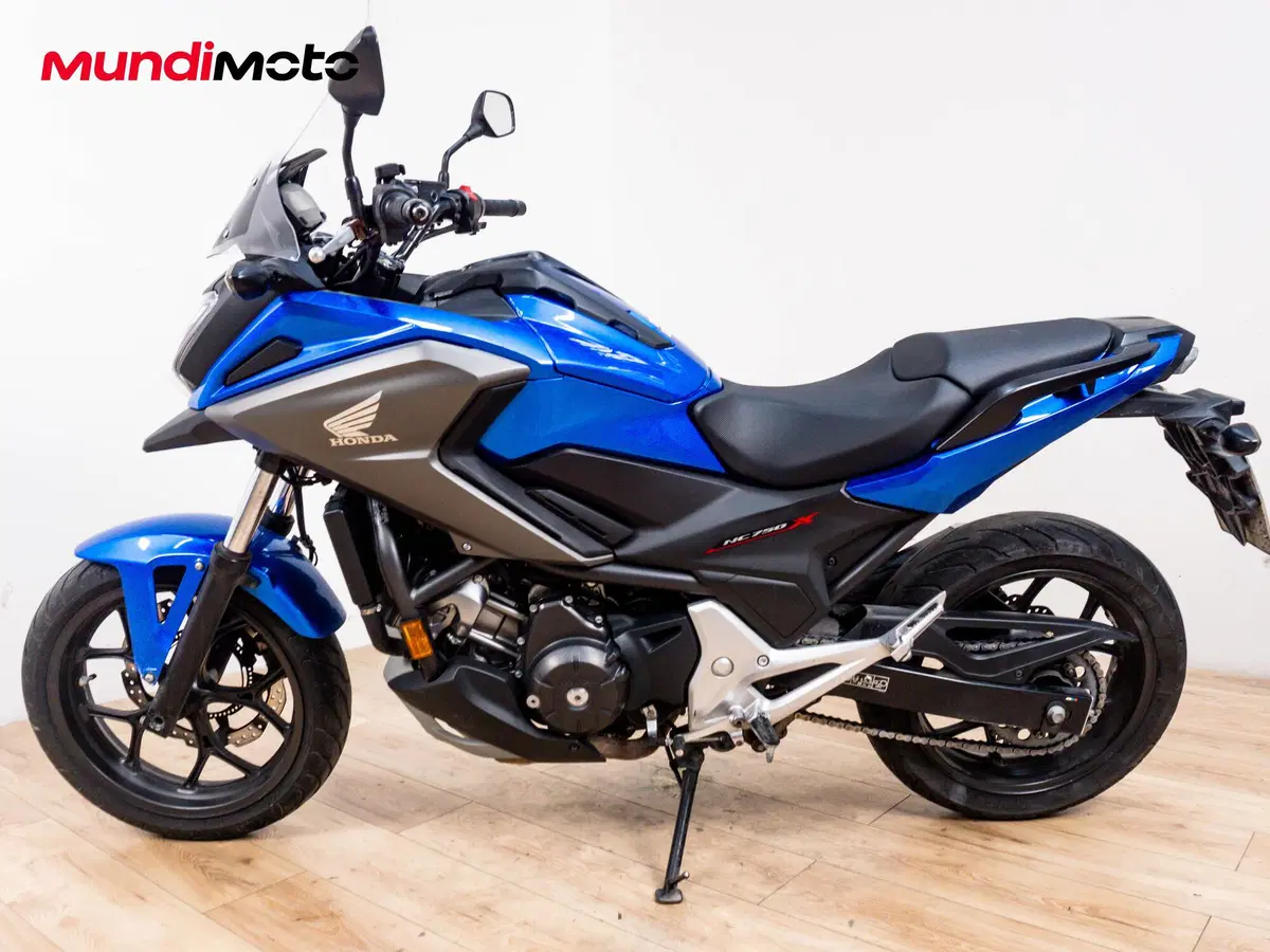 Honda NC 750 X ABS (2014 - 15) (6)