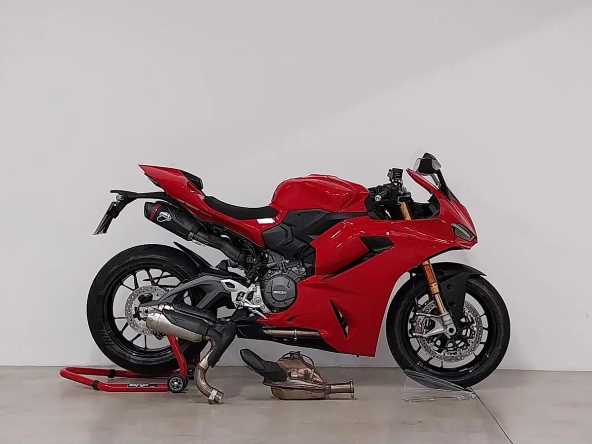Ducati Panigale V2 S (2025 - 26)