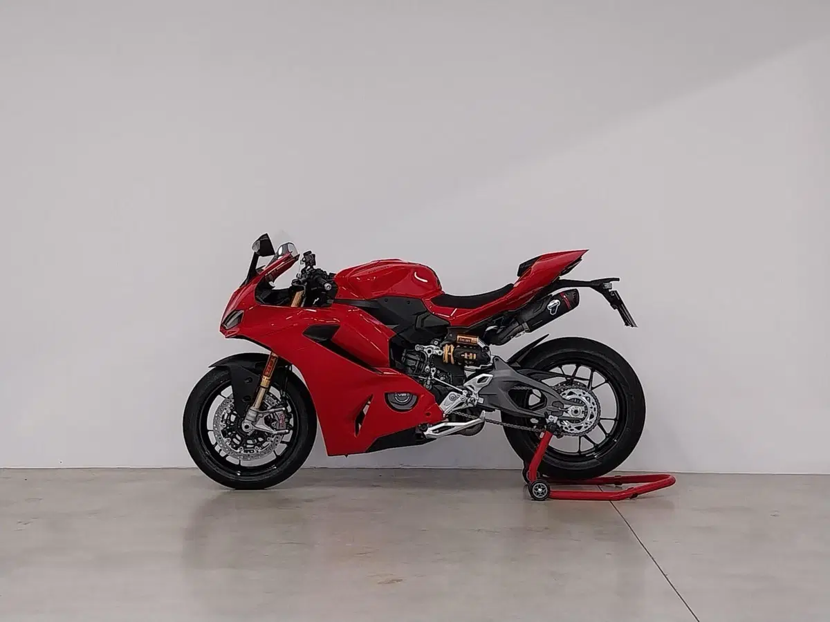 Ducati Panigale V2 S (2025 - 26) (3)