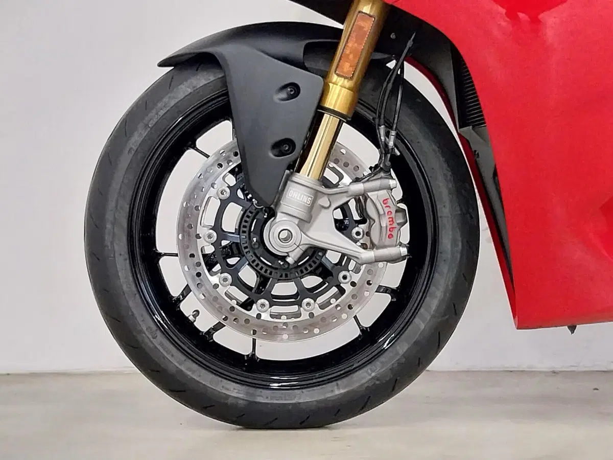Ducati Panigale V2 S (2025 - 26) (18)