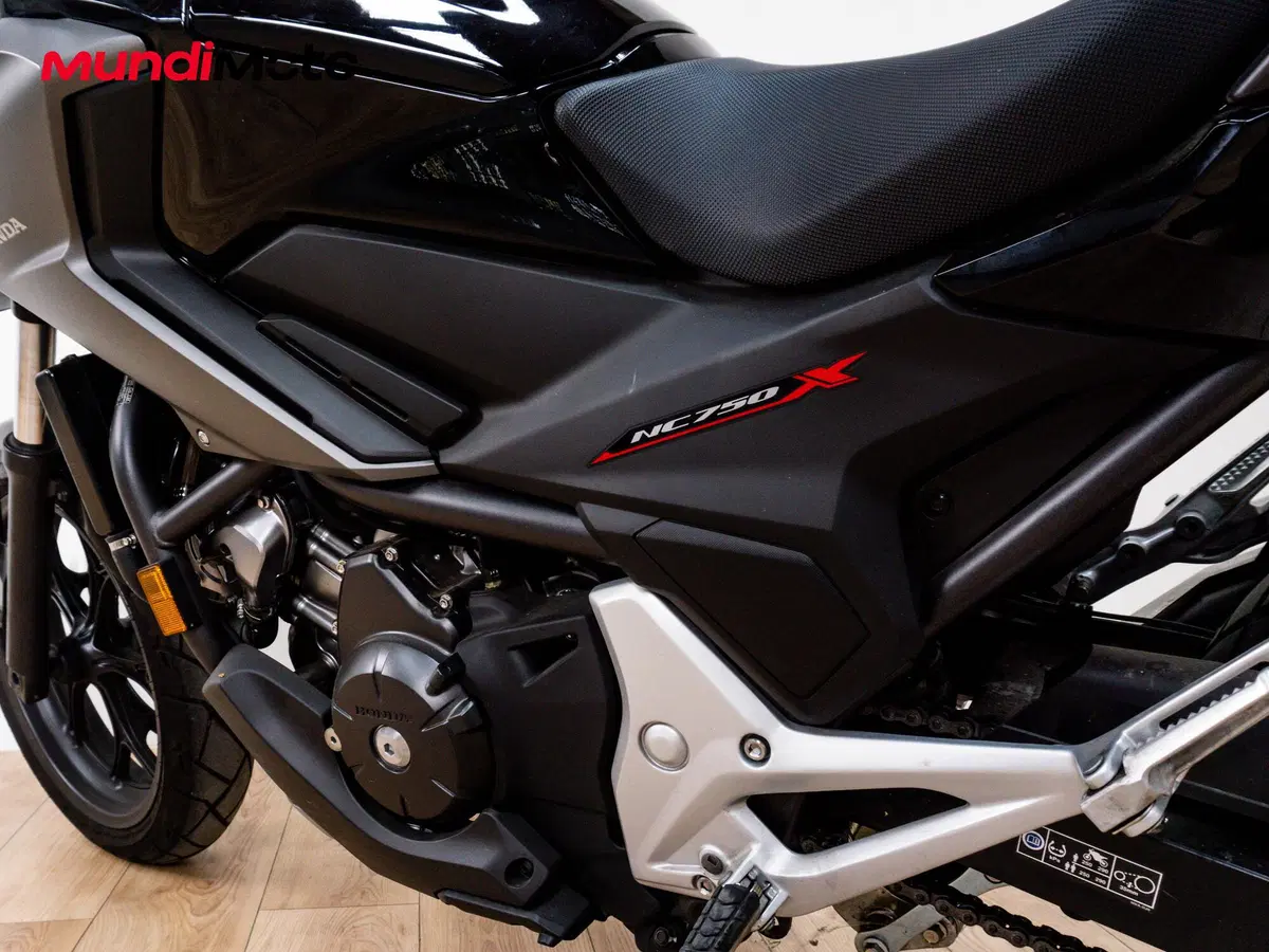 Honda NC 750 X DCT (2021 - 24) (10)