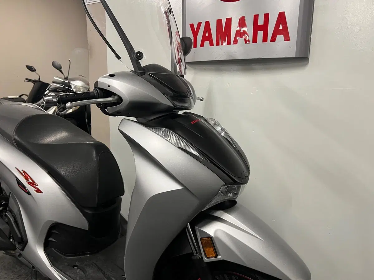 Honda SH 350 Sport (2021 - 24) (2)