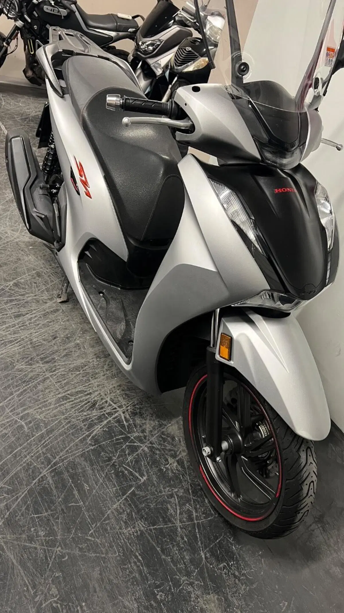 Honda SH 350 Sport (2021 - 24) (10)
