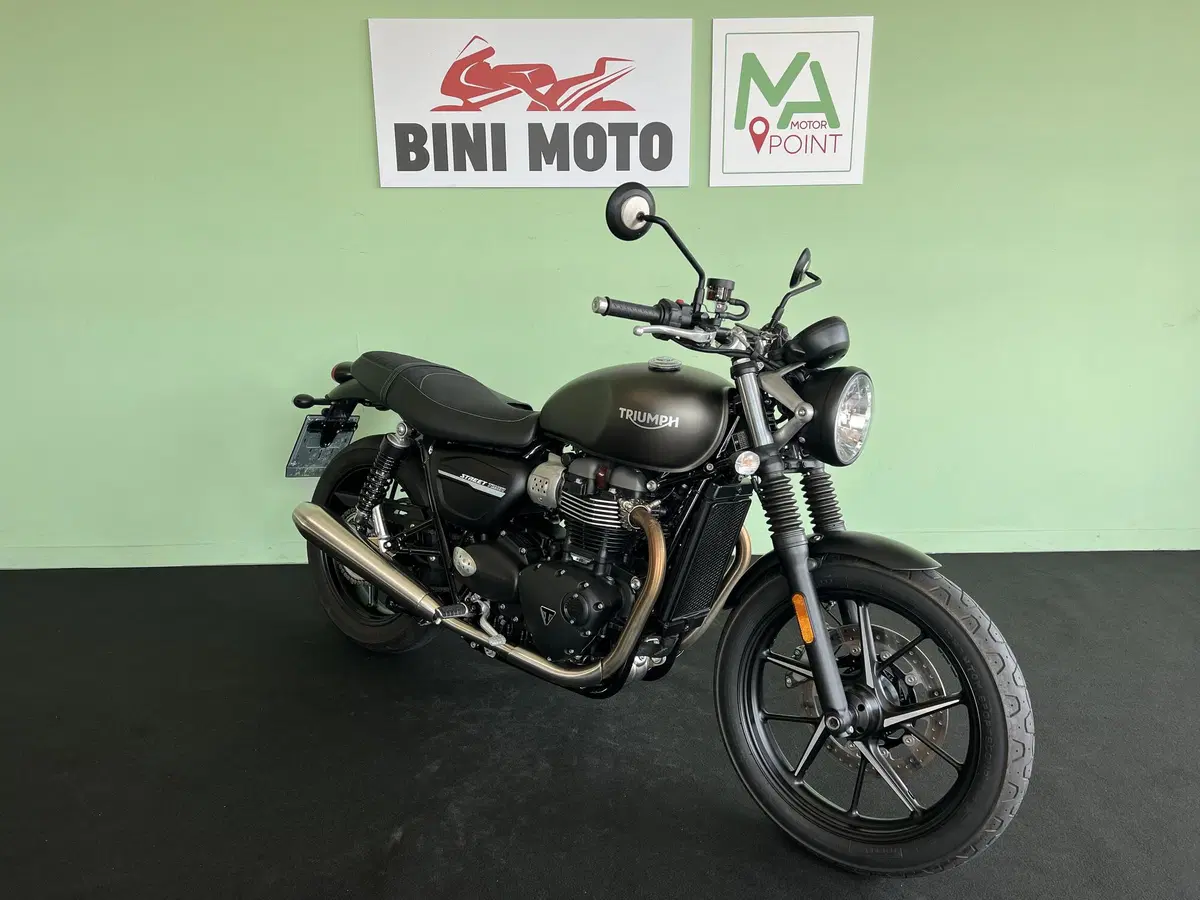 Triumph Street Twin 900 (2019 - 20) (2)