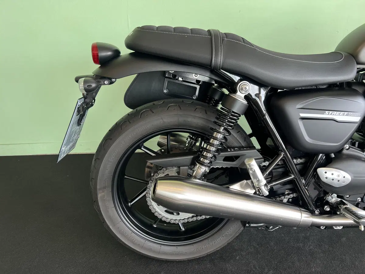 Triumph Street Twin 900 (2019 - 20) (12)