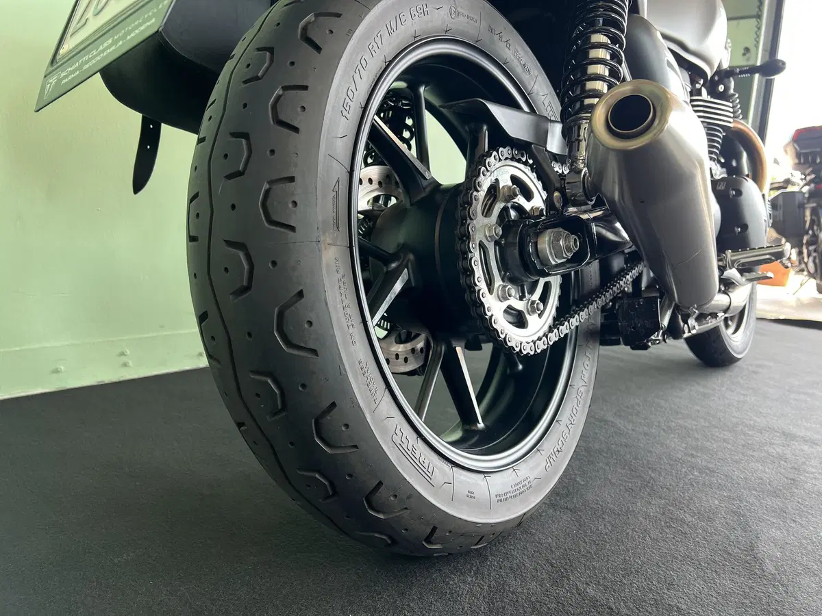 Triumph Street Twin 900 (2019 - 20) (18)