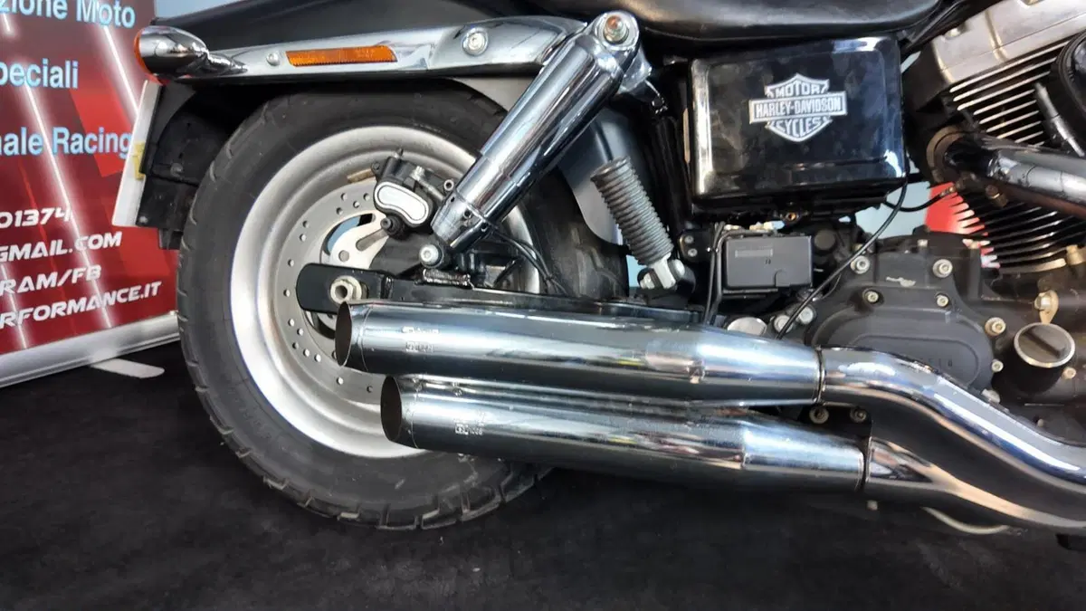 Harley-Davidson 1584 Fat Bob (2007 - 13) - FXDF (14)