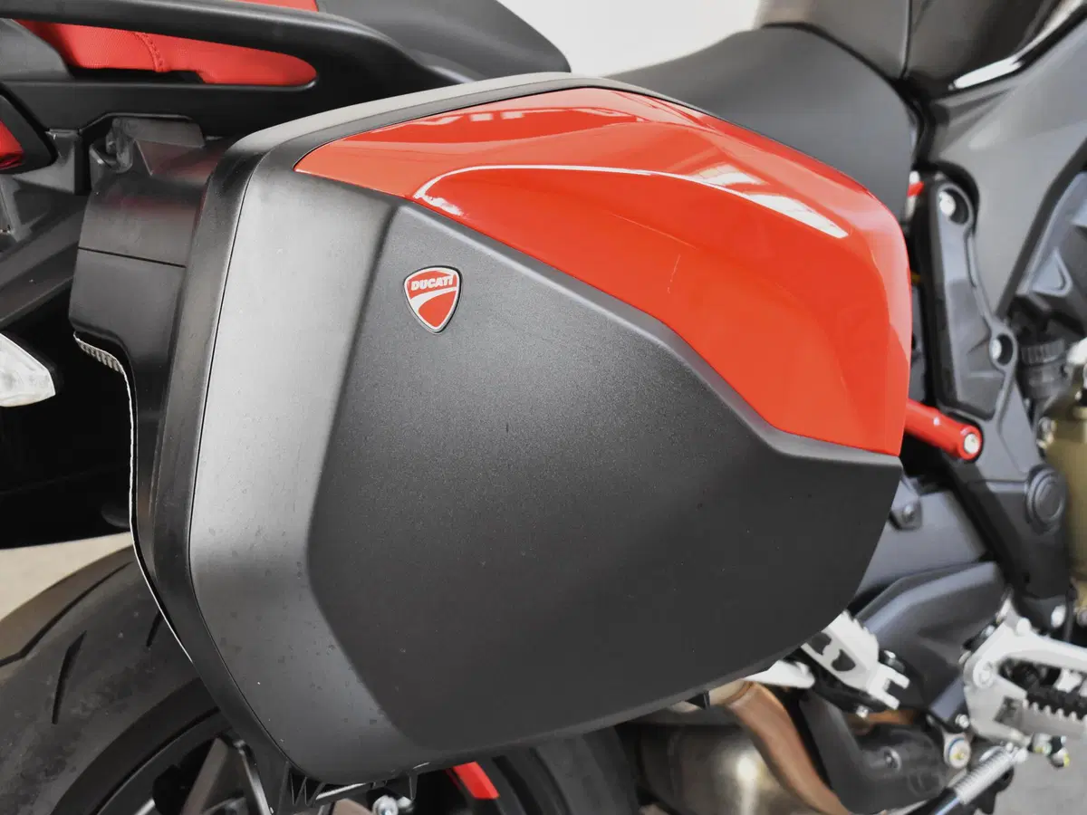 Ducati Multistrada V4 Pikes Peak (2021 - 24) (13)