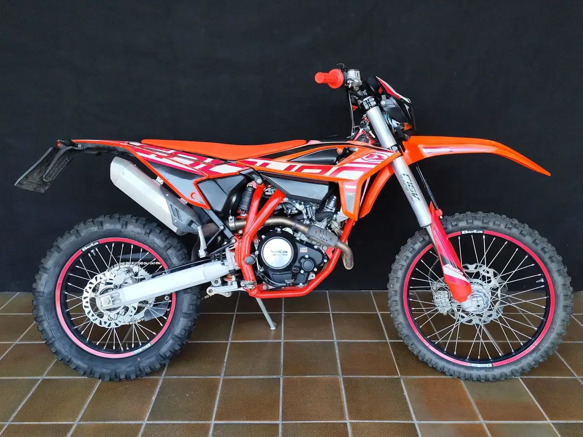 Betamotor RR 125 4T Enduro LC (2021 - 23)
