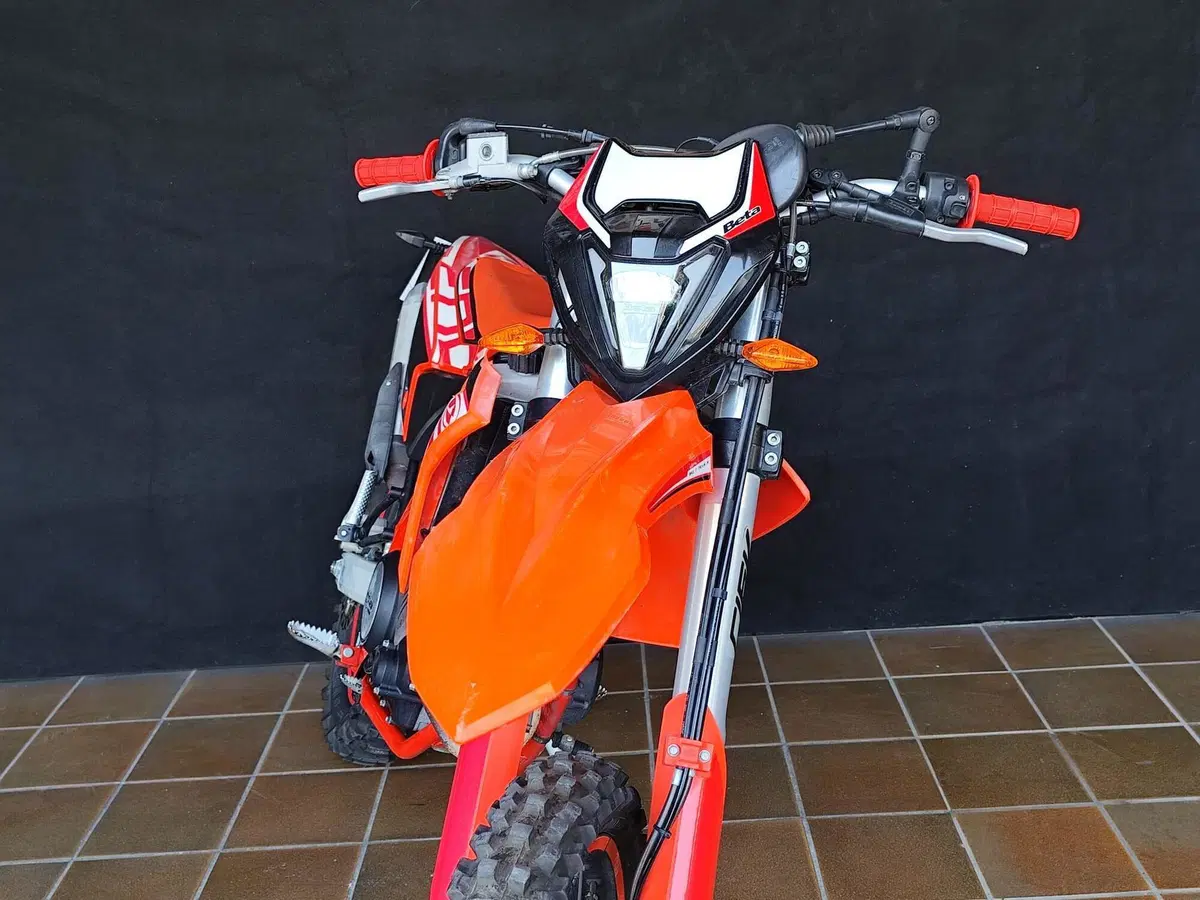 Betamotor RR 125 4T Enduro LC (2021 - 23) (11)