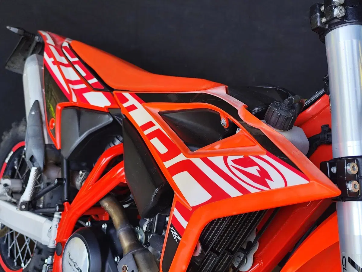 Betamotor RR 125 4T Enduro LC (2021 - 23) (16)