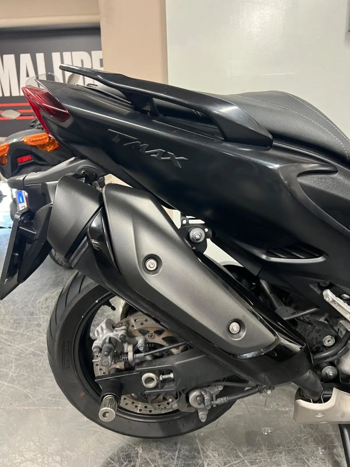 Yamaha T-Max 560 (2020 - 21) (5)