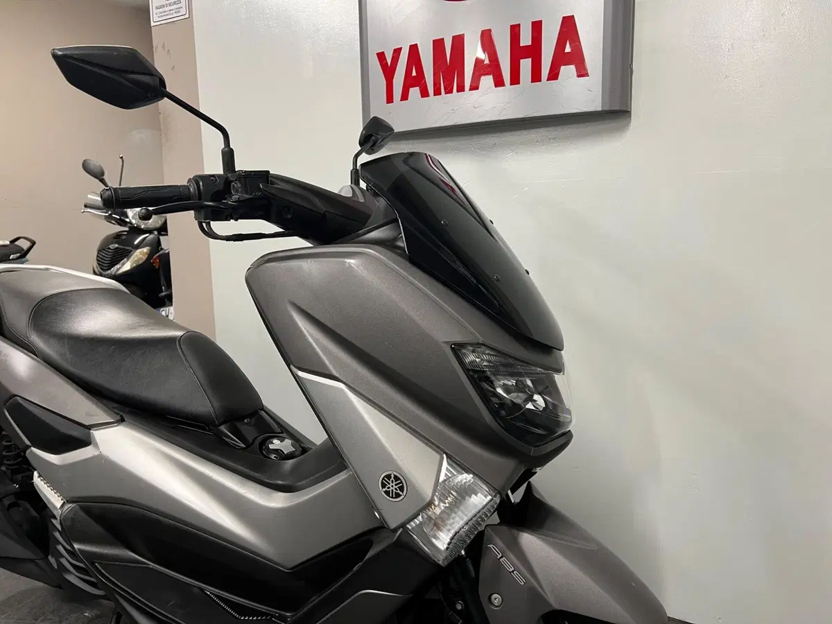 Yamaha N-Max 125 (2017 - 20) (2)