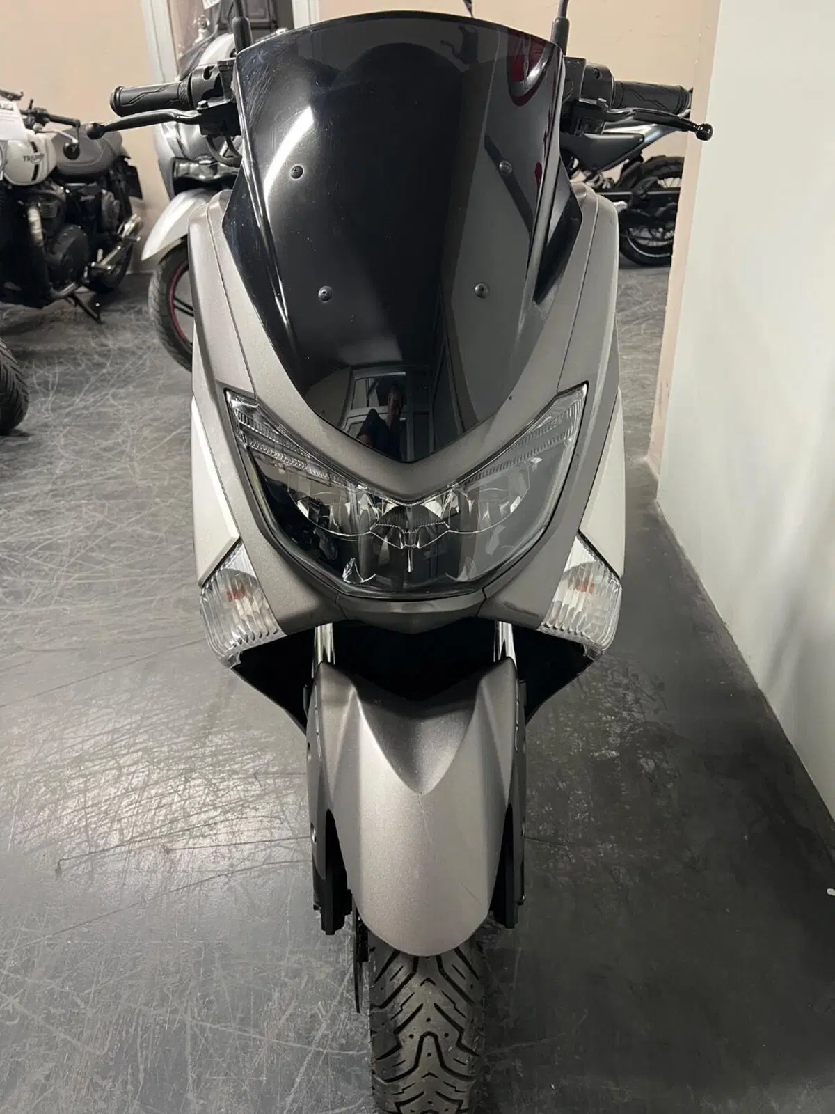 Yamaha N-Max 125 (2017 - 20) (3)