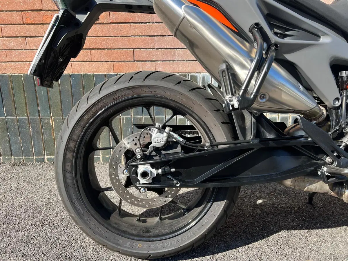 KTM 790 Duke (2025 - 26) (4)