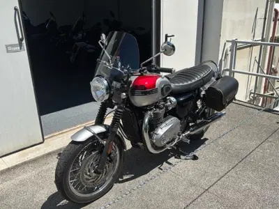 Triumph Bonneville T120 (2016 - 20) usata