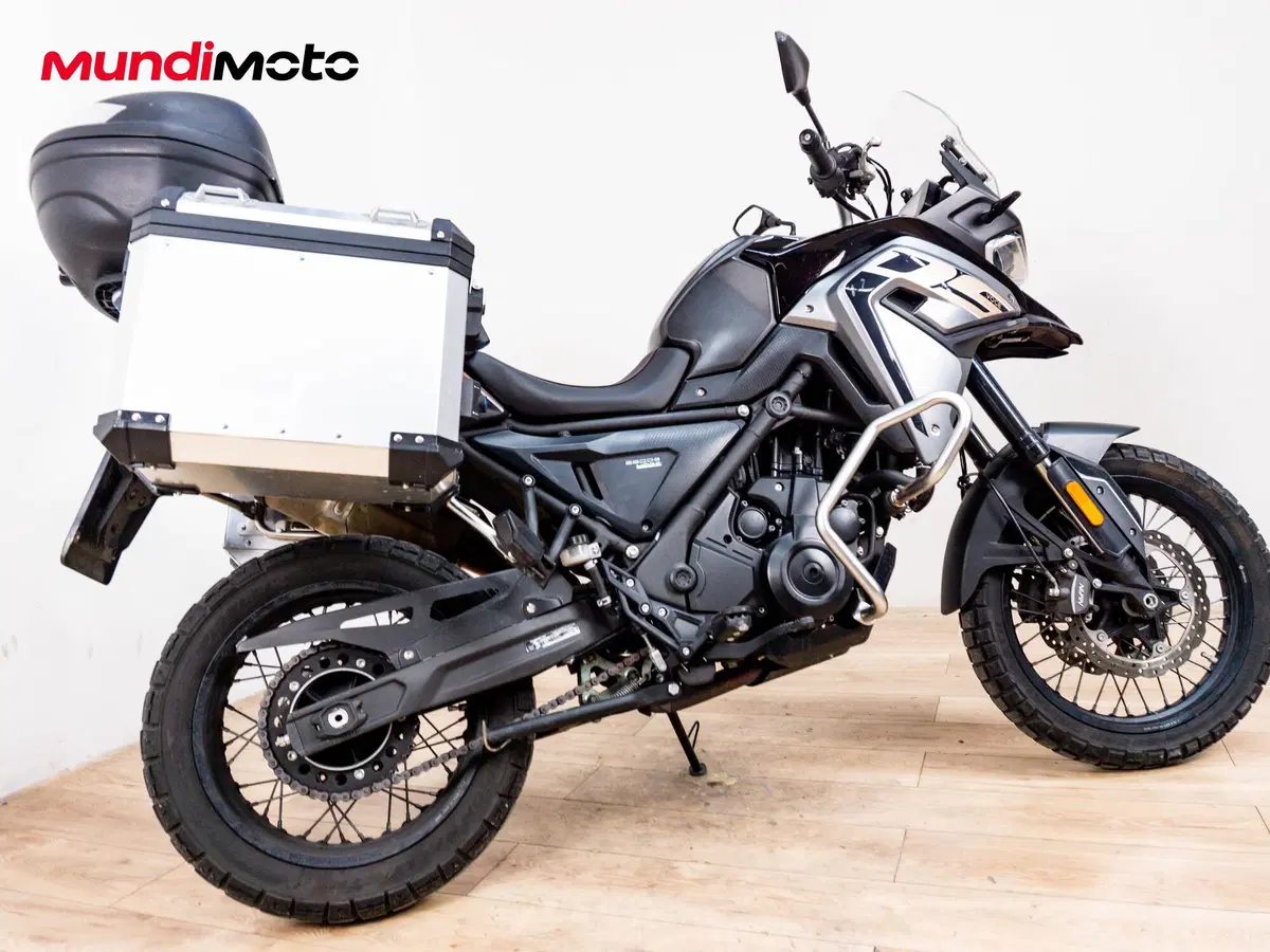 Voge Valico 650DSX (2021 - 24) (3)