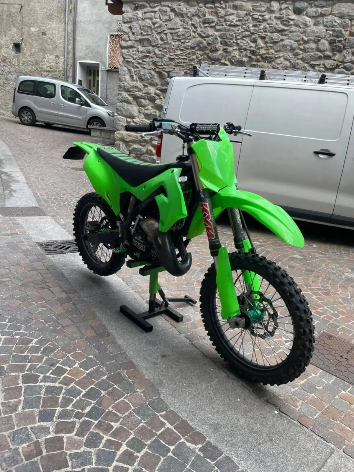 Kawasaki KX125 (2007) (3)