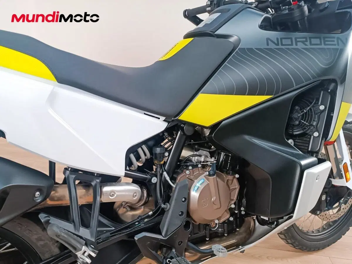 Husqvarna Norden 901 (2022 - 26) (4)