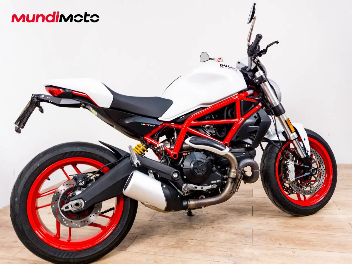 Ducati Monster 797 Plus (2019) (3)