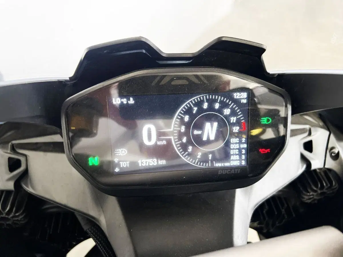Ducati Panigale V2 (2021 - 24) (7)