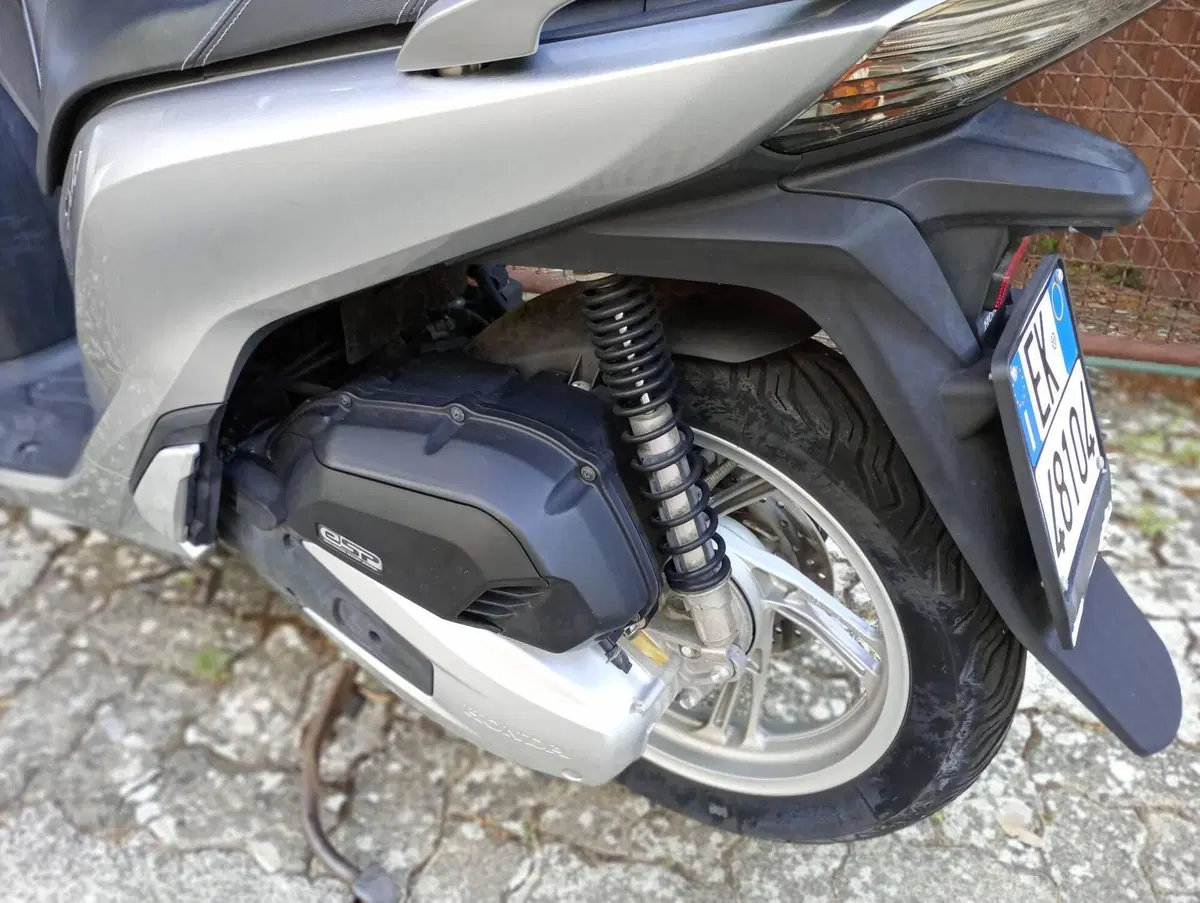 Honda SH 150i (2017 - 19) (4)