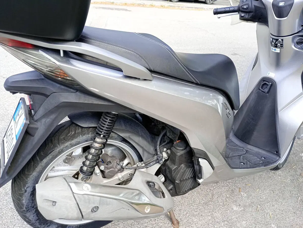 Honda SH 150i (2017 - 19) (10)