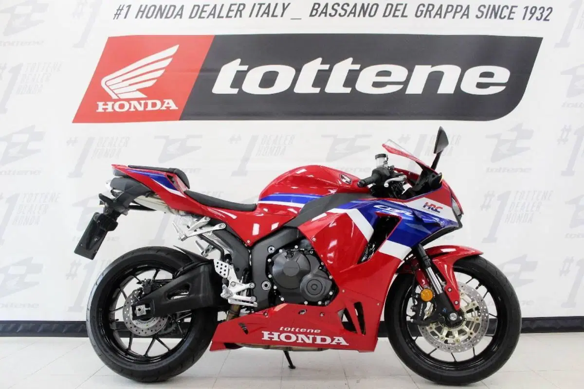 Honda CBR 600 RR (2024 - 26)