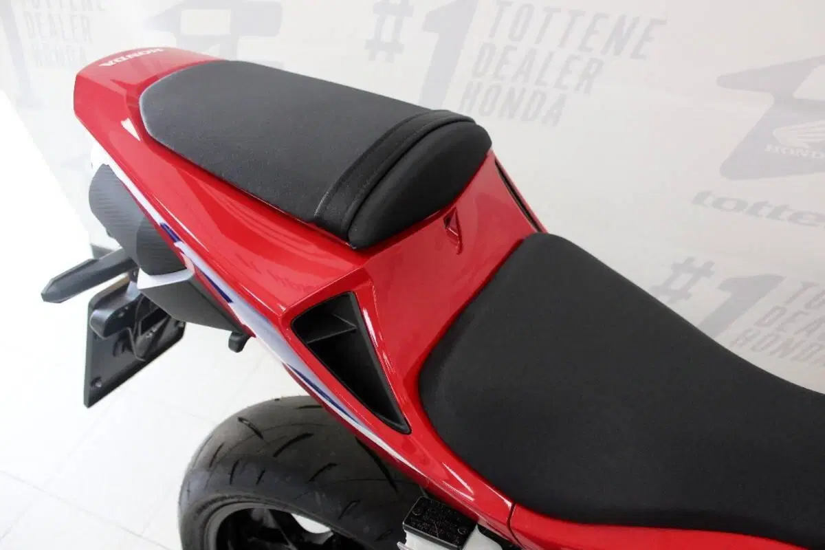 Honda CBR 600 RR (2024 - 26) (5)