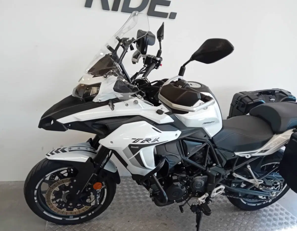 Benelli TRK 502 (2021 - 25) (4)