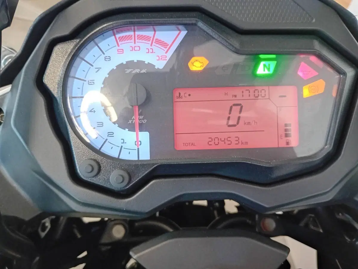 Benelli TRK 502 (2021 - 25) (3)